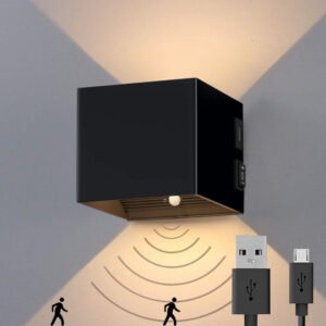 Opladdningsbar trådlös vägglampa med rörelsesensor